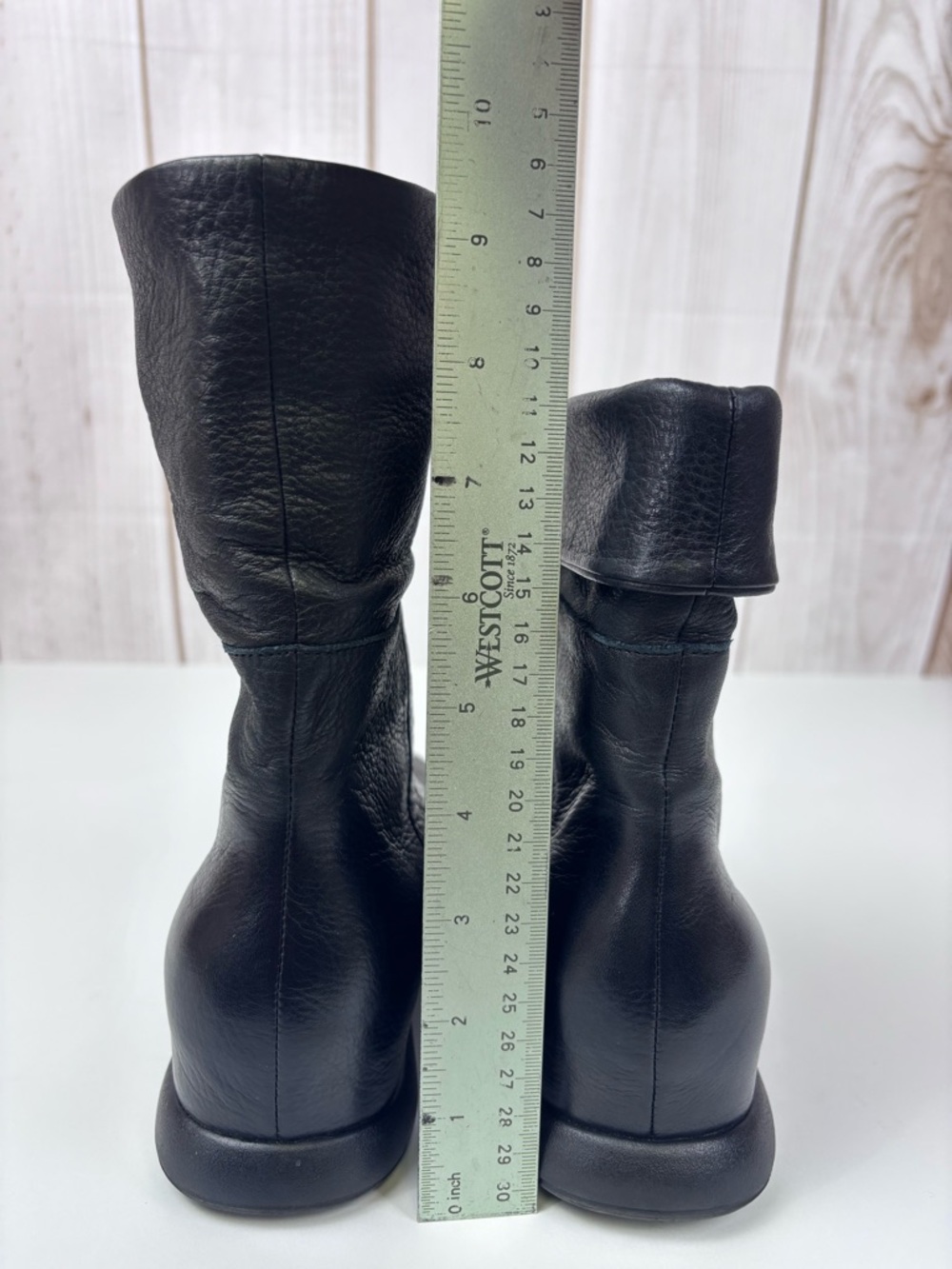 L'Amour Des Pied Boots Hidden Wedge Fold-Cuffed Boot Equestrian Black Size 5.5 - Picture 16 of 16